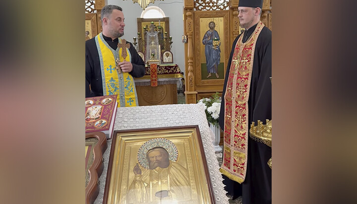 После перехода в ПЦУ Серафимовского храма прп. Серафим неожиданно стал «украинским». Фото: Фейсбук Грищука