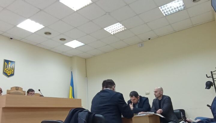 Засідання суду щодо Верхньої лаври 26 травня 2025 р. Фото: ТГ-канал «Фортеця Лавра»