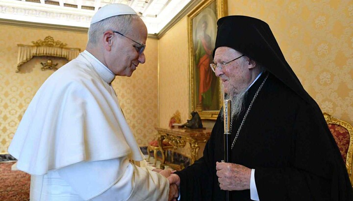 Константинопольський Патріарх Варфоломій і папа римський Лев. Фото: Vatican Media