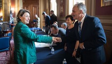 Єленський: Фінансуючи Україну, США захищає релігійну свободу