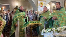 В Ржавинцах освятили новый храм УПЦ, построенный вместо захваченного