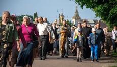 У Радивилові віряни УПЦ звершили хресний хід за мир в Україні