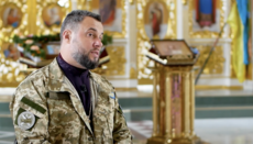 Media: Many chaplains serve in parishes, not on the front lines 