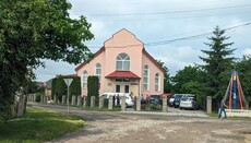 У протестантската църква в Ровненска област пребиха служители на ТЦК