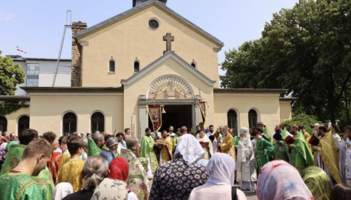 Divine Liturgies at the Holy Trinity Parish in Leipzig. Photo: DECR UOC