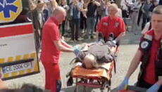 В Черновцах рейдеры ПЦУ сломали ребра священнику УПЦ