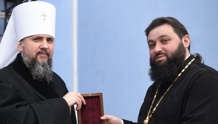 «Иерарх» ПЦУ призвал подчиненных поучаствовать в захвате собора в Черновцах