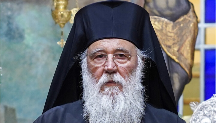 Митрополит Керкірський Нектарій підтримав вірян УПЦ у Черкасах