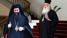 Митрополитul Tihik a depus în Sinodul Ciprului Mărturisirea credinței