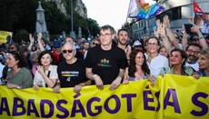EU ambassadors attend banned Budapest Pride march