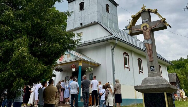 Михайловский храм УПЦ села Стужица. Фото: Мукачевская епархия