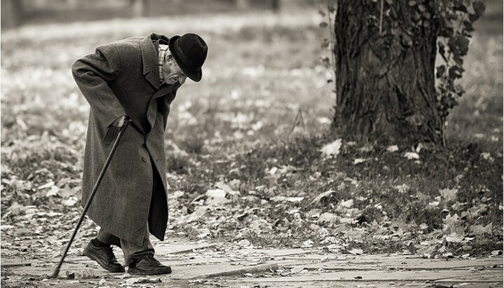 Bătrân. Foto: Mira Brig