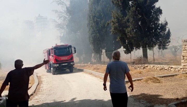 Στην περιοχή του Μετοχίου της ΡΔΜ στην Ιερουσαλήμ προς τιμήν των Αγίων Προπατόρων στη Χεβρώνα ξέσπασε πυρκαγιά. Φωτογραφία: rusdm.ru