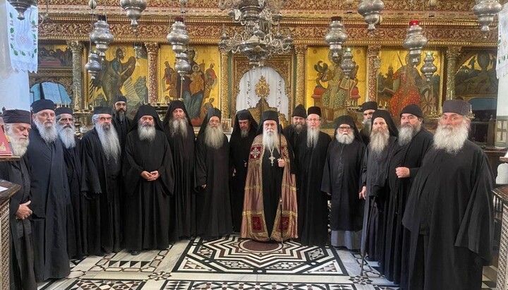Новый игумен Синая с братией. Фото: jerusalem-patriarchate