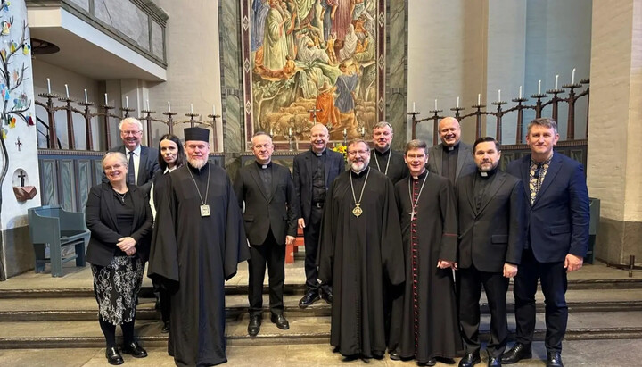 Представители ПЦУ и УГКЦ поехали с визитом в Осло