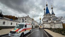 Днепропетровская епархия доставила гумпомощь в Святогорскую лавру