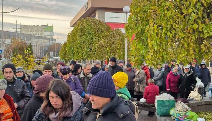 Στο Κίεβο, η Ουκρανική Ορθόδοξη Εκκλησία (ΟΟΕ) διοργάνωσε φιλανθρωπικό γεύμα για τους άπορους