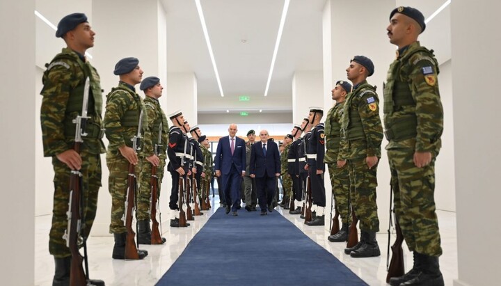 Επίσημη συνάντηση των υπουργών Άμυνας της Ελλάδας και του Λιβάνου στην Αθήνα. Φωτογραφία: Orthodoxia news agency.