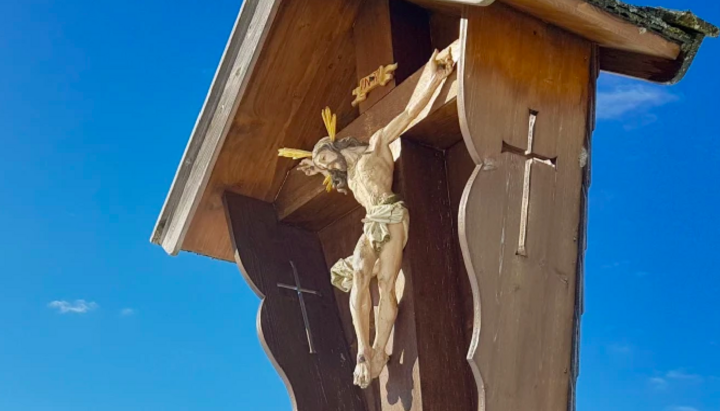 Деревянное распятие на обочине дороги в Баварии. Фото: AC Wimmer/EWTN News