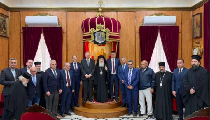 Патриарх Иерусалима Феофил III на встрече с межпарламентским комитетом по Православию. Фото: Orthodoxia News Agency