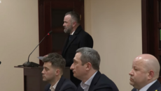 Ο Έξαρχος του Φαναρίου αναλαμβάνει την εγγύηση για τον πρώην αντιπρόεδρο της κυβέρνησης, κατηγορούμενο για διαφθορά.