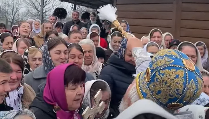 The UOC parish dedicated to the Holy Archangels Michael and Gabriel in the village of Stara Zhadova, Chernivtsi region. Photo: Facebook page of the faithful of the Chernivtsi Eparchy