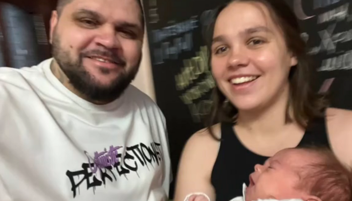 Οικογένεια Σεβτσένκο με τον γιο τους Ιούδα. Φωτογραφία: Τικ-Τοκ anhelina.life