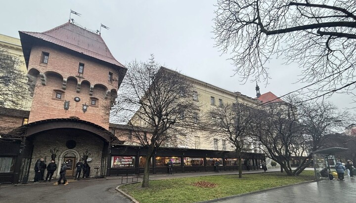 Семейный бизнес клирика ПЦУ во Львове. Фото: Е. Бойко