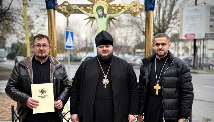 Πρώην κληρικός της Ουκρανικής Ορθόδοξης Εκκλησίας Βιτάλιι Τσόρμπα, «επίσκοπος» και κληρικός της Ζακαρπάτσκαγιας επαρχίας της Ορθόδοξης Εκκλησίας της Ουκρανίας. Φωτογραφία: eparhia.uz.ua