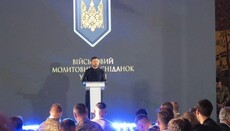 Ζελένσκι στη Λαύρα: Πιστεύουμε στον Θεό, αλλά υπολογίζουμε στους φίλους από τις ΗΠΑ και την ΕΕ