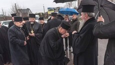 Про подвійні стандарти та вибірковість церковних традицій