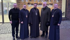 Драбинко a vizitat biserica ПЦЧЗиС din Brno, al cărei stareț a slujit împreună cu ПЦУ