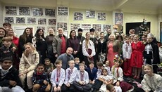 Архиереи Мукачевской епархии поздравили детей-сирот с днем святого Николая