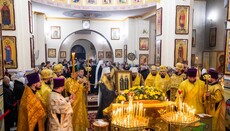 В Хмельницкий из Почаева привезли ковчег с мощами прп. Иова и Амфилохия