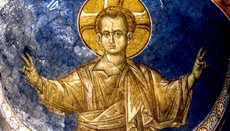 Бог у підгузках: чому Всевишній став Немовлям