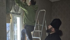 В Конотопском епархиальном управлении делают ремонт после обстрелов
