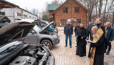 Блаженнейший освятил автомобили, приобретенные для эвакуации раненых воинов