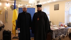 В мечети «епископ» ПЦУ и эксперты ГЭСС в Рамадан поели на ифтаре