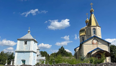 В Комарове храм УПЦ «мирно передали» ПЦУ в присутствии наряда спецназа