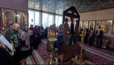 На гонимом приходе УПЦ в Товтрах совершили Таинство соборования