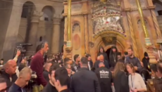 ΣΠΔ μεταδίδει ζωντανά την κάθοδο του Αγίου Φωτός στα Ιεροσόλυμα