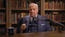 Президент баптистской семинарии призвал запретить женщинам быть пасторами