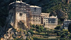 На Афоне фиксируют резкий рост числа паломников – администратор Афона