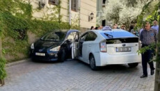 In Tbilisi, car rams into gates of Georgian Patriarchate