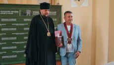 Директор Почаевского заповедника получил орден от Думенко