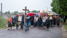 In Radivilov, believers of the UOC held a traditional procession for peace