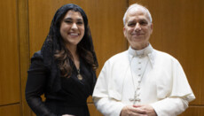 Pope appoints laywoman to high Vatican position for the first time