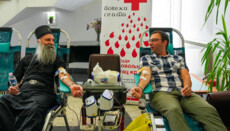 Patriarch Porfirije donates blood and calls on believers to become donors
