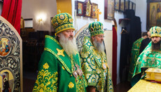 Metropolitan Pavel Led the Liturgy at Holoseyevo Monastery
