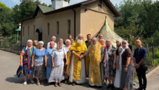 Дніпропетровський митрополит освятив новий хрест і купол храму в Дніпрі